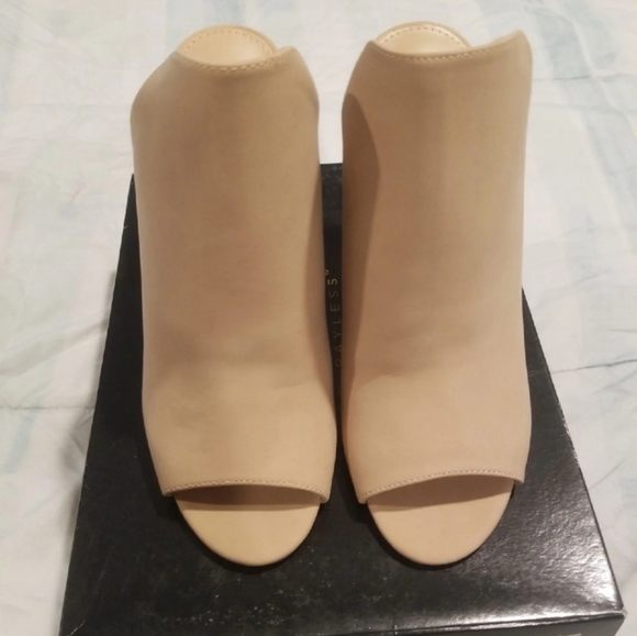 Christian Siriano Suede heels - Picture 1 of 6